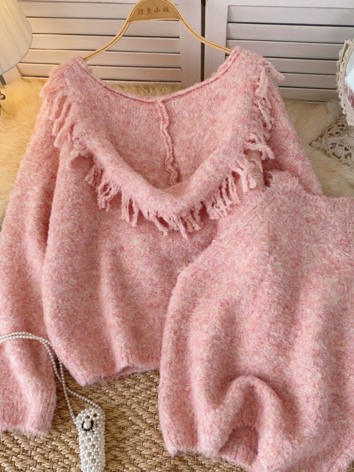 Kiss of life sweater PS104 images